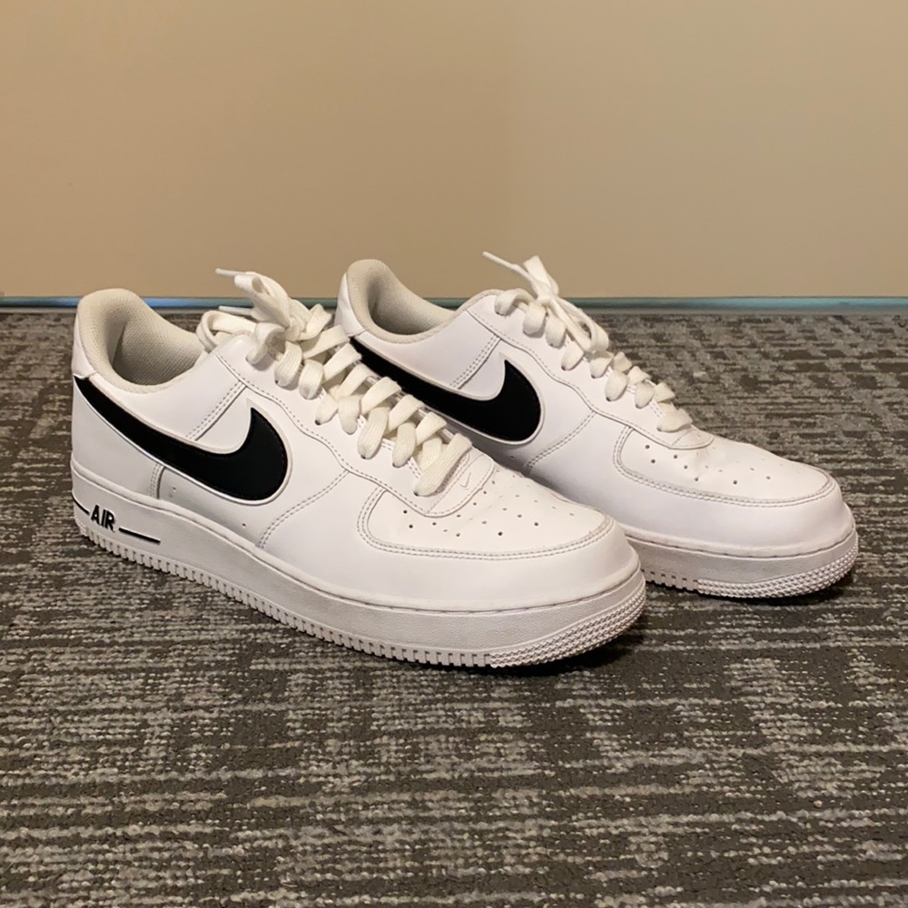 Nike Air Force 1